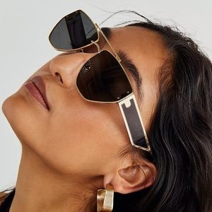 Free People Retrograde Aviator Sunglasses